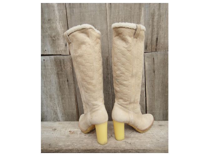Botas Gucci em ovelhas devolvidas (Shearling) - vista 6