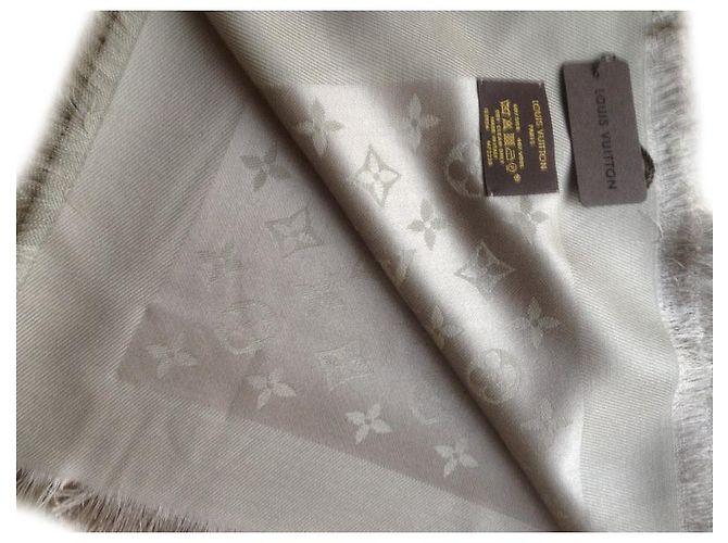 Louis Vuitton Bufanda del monograma Beige - vista 2
