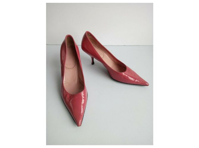 Miu Miu Stilettos aus rosa Lackleder Gr. 37 Pink - Ansicht 2