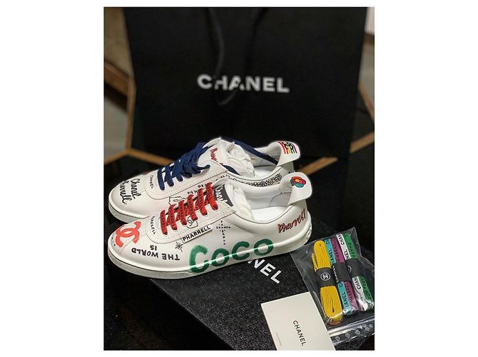 Collaborazione di CHANEL x PHARRELL Bianco - vista 3