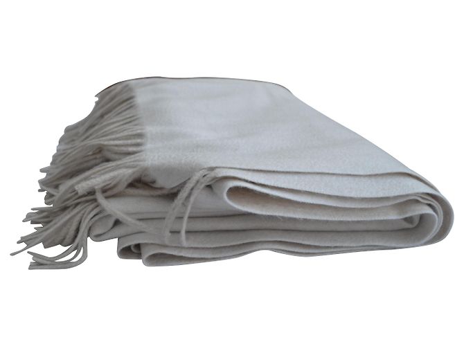 Poncho Hermès in cashmere beige - vista 2
