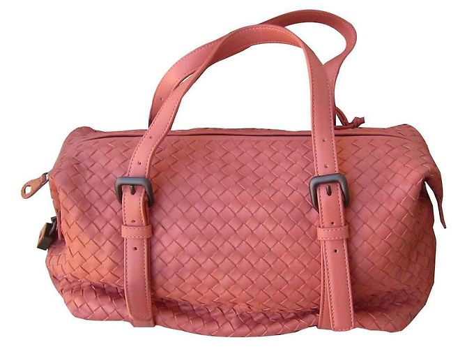 Borsa Bottega Veneta Montaigne in pelle di agnello rosa - vista 2