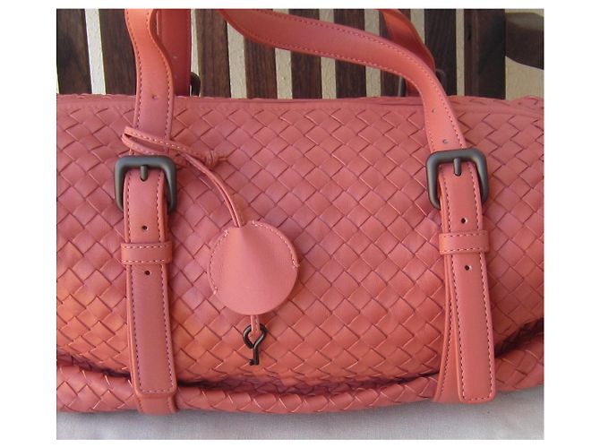 Borsa Bottega Veneta Montaigne in pelle di agnello rosa - vista 5