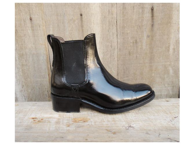 Botines chelsea modelo Heschung Judy en acabado barnizado. Negro - vista 4