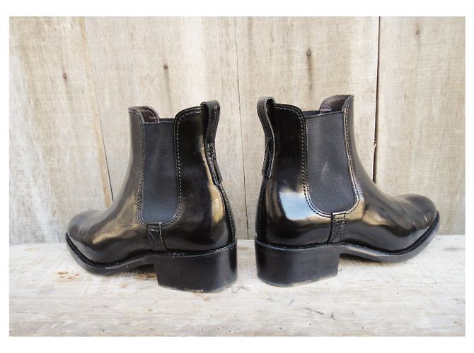 Botines chelsea modelo Heschung Judy en acabado barnizado. Negro - vista 6