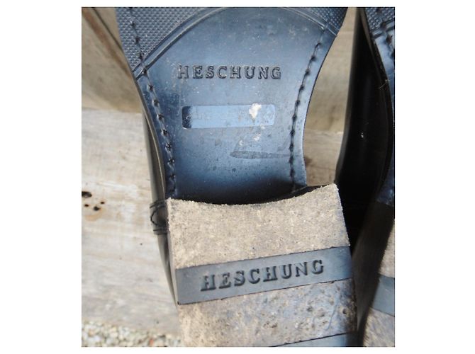 Botines chelsea modelo Heschung Judy en acabado barnizado. Negro - vista 8