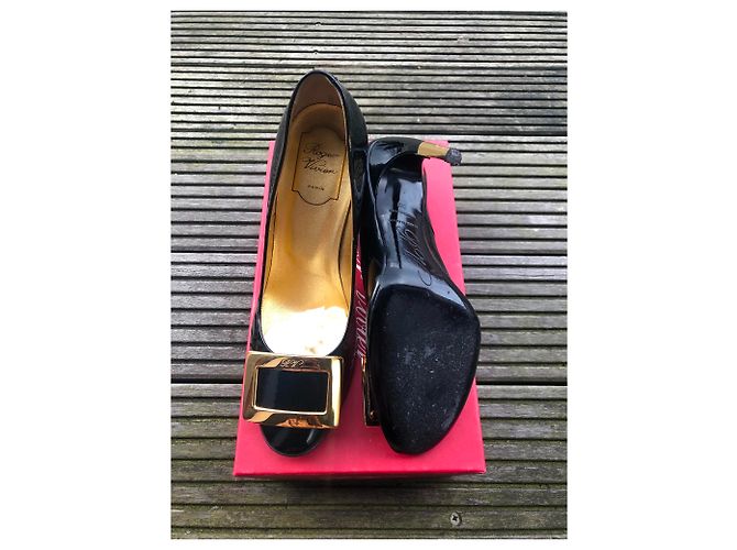 Décolleté Roger Vivier in vernice nera misura 39 Nero - vista 6