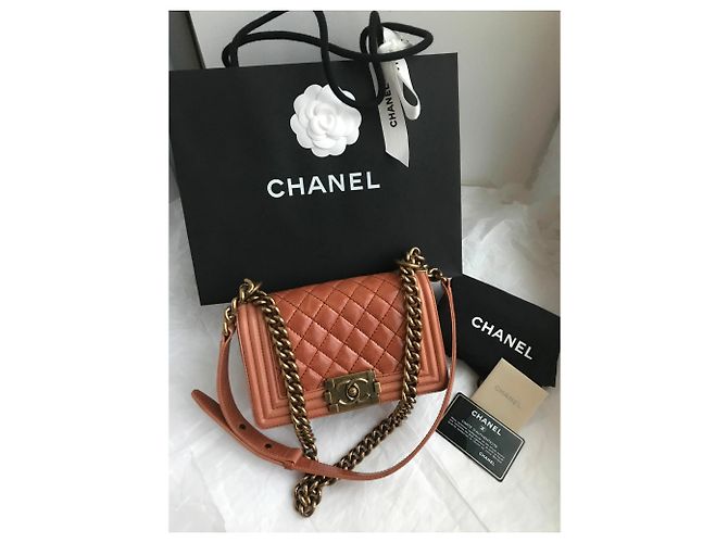 Chanel Mai indossato con il Flap Small Boy - vista 2