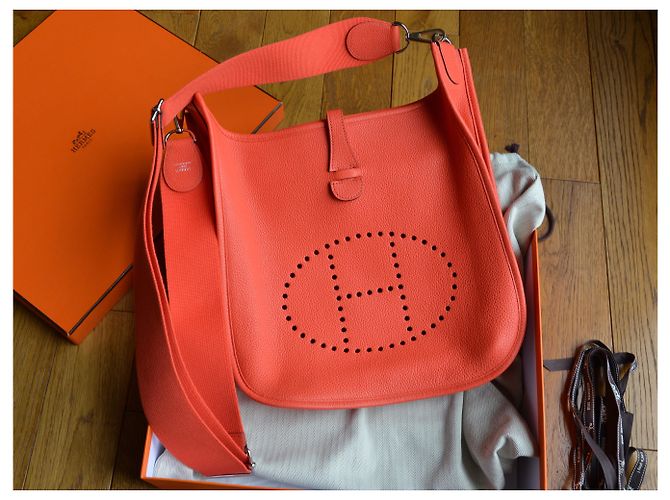 Borsa Hermès Evelyne III 29 Toro Maurice Capucine Rosso Arancione Corallo - vista 13