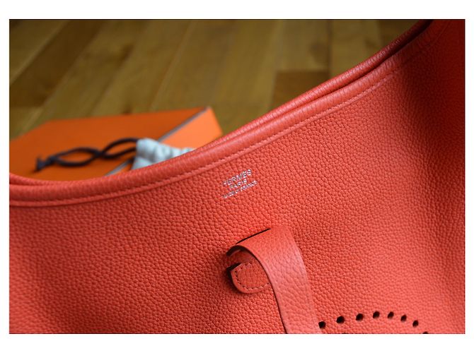 Borsa Hermès Evelyne III 29 Toro Maurice Capucine Rosso Arancione Corallo - vista 9