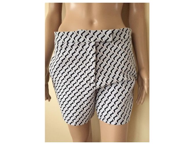 Cos Kurze Hose - Ansicht 2