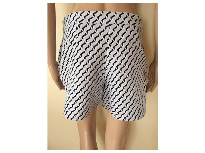 Cos Kurze Hose - Ansicht 4