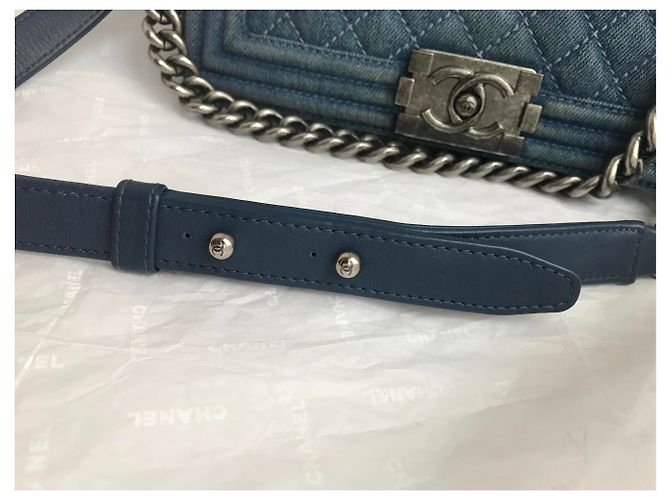 Chanel Denim Bag Rare Boy medio Blu - Ansicht 17