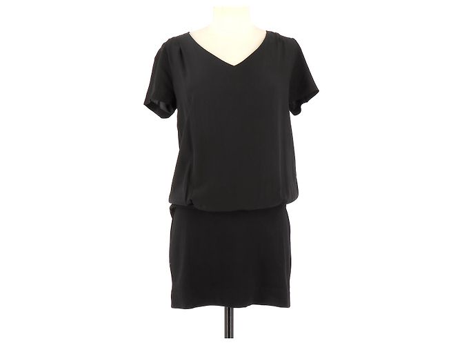 Robe mi-longue en viscose extensible à épaules dénudées en NOIR