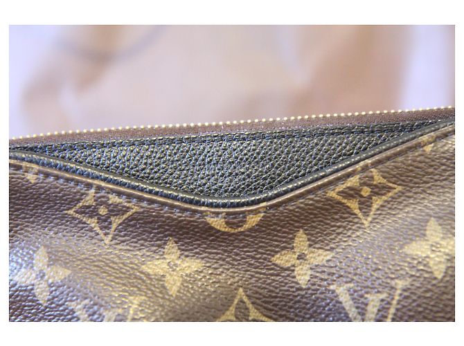 Pallas Louis Vuitton Uniformes de Palas Marrom - vista 3