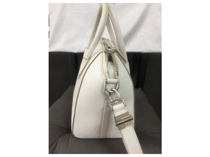 Antigona Givenchy blanco - vista 4