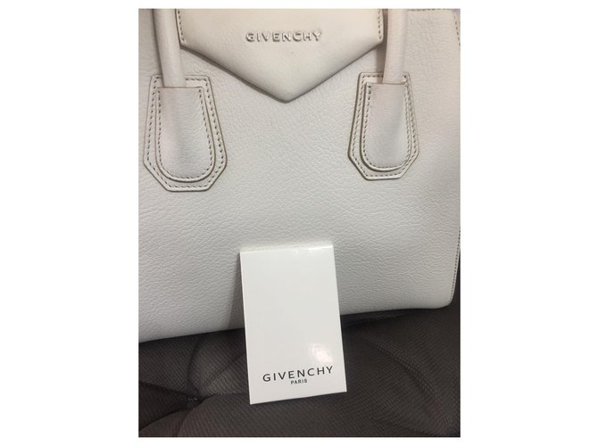 Antigona Givenchy blanco - vista 9