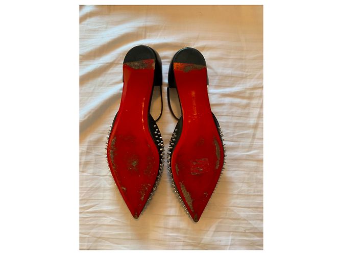 Christian Louboutin Leathe Ballet Flats con pinchos Negro - vista 2