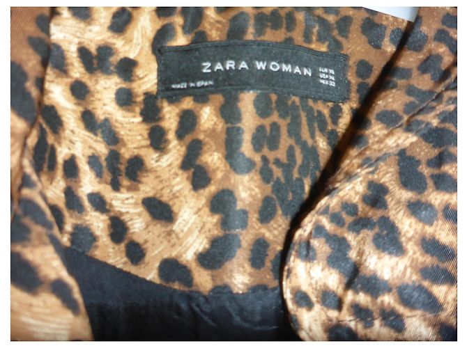 Chaqueta Zara con Estampado Leopardo de Viscosa con Cinturón XL Estampado de leopardo - vista 3