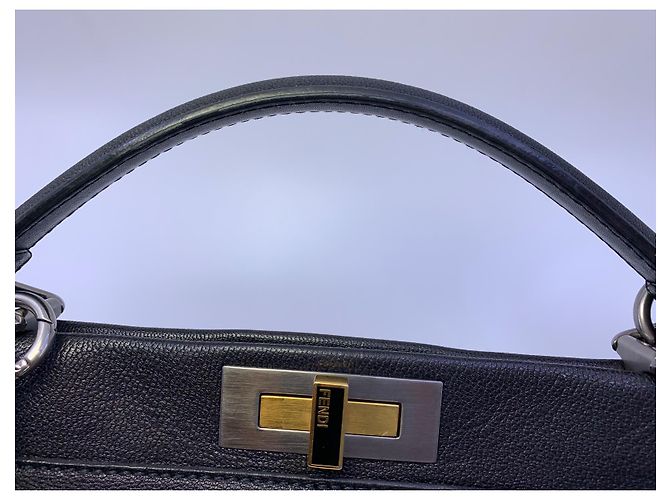 Modello grande Fendi Peekaboo Nero - vista 10