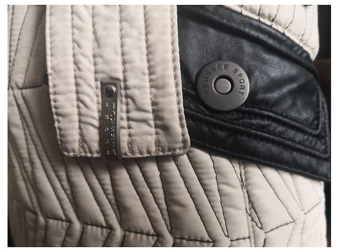 Gilet Impermeabile Versace Nero Beige - vista 3