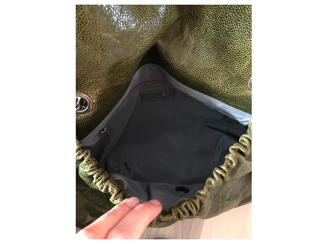 Bolsos de mano Chanel Verde Verde oliva Verde oscuro - vista 6