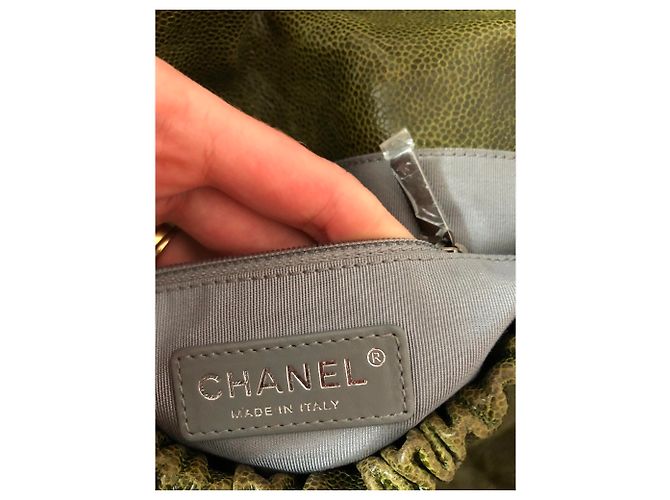 Bolsos de mano Chanel Verde Verde oliva Verde oscuro - vista 7