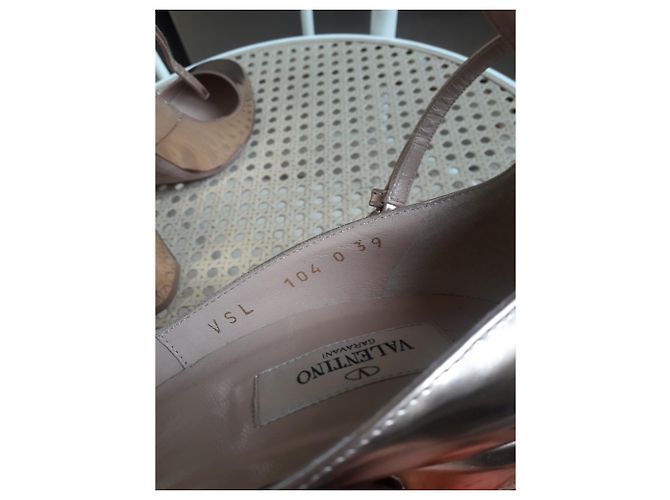 Décolleté Valentino Tango in pelle rosé champagne 10 cm - vista 3