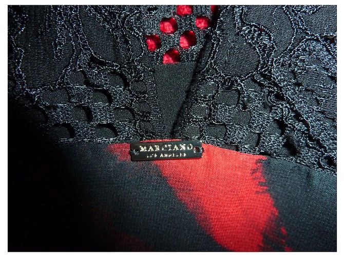 Tunica Guess Marciano con pizzo nera e rossa Nero Rosso - vista 3