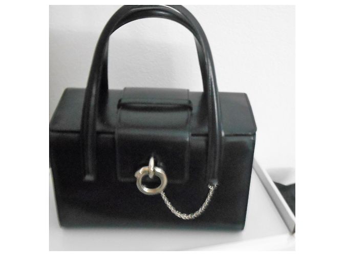 Borsa cubica Panthère Cartier in pelle nera Nero - vista 6
