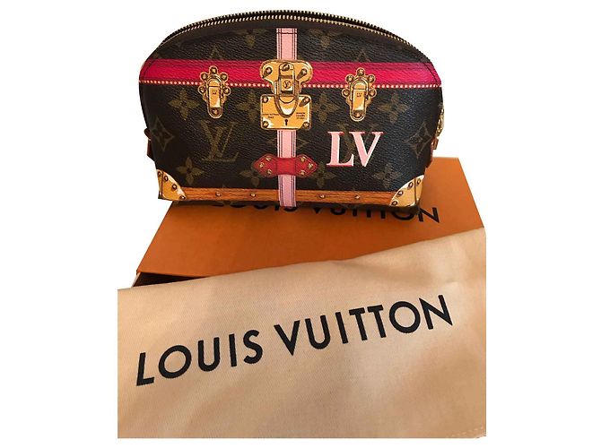 Estuche de cosméticos Louis Vuitton. - vista 2