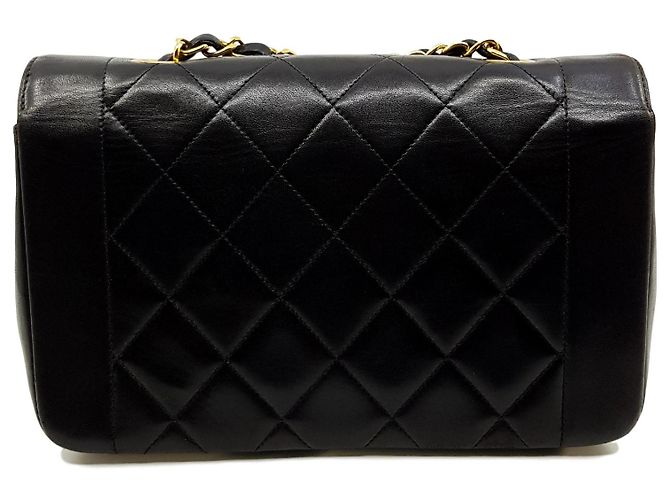 Chanel Diana Negro - vista 2
