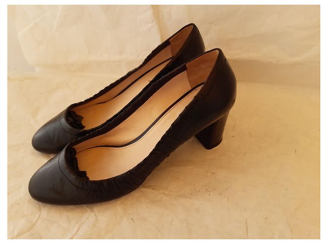 Décolleté Prada in pelle nera taglia 39 Nero - vista 3