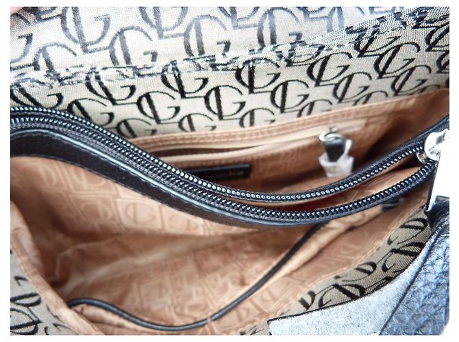 Guy Laroche monogram - view 5