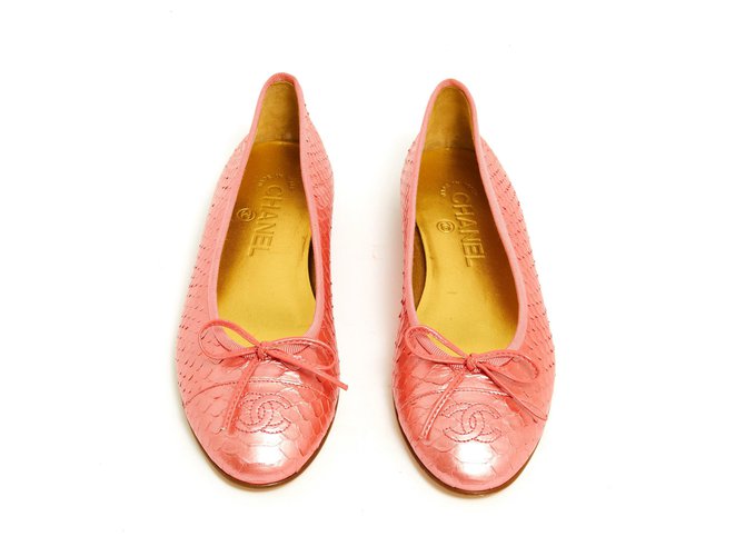 Chanel fr37.5 HIGH SEWING PINK PYTHON - view 3
