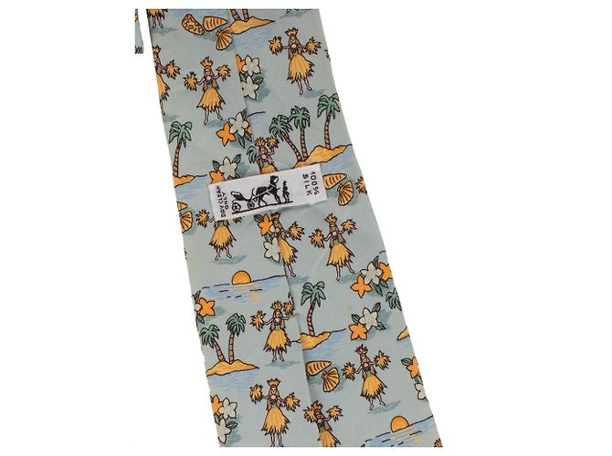 Hermès silk tie patterned "palm tree & tahitian dancer" in very good condition! Light blue - view 3