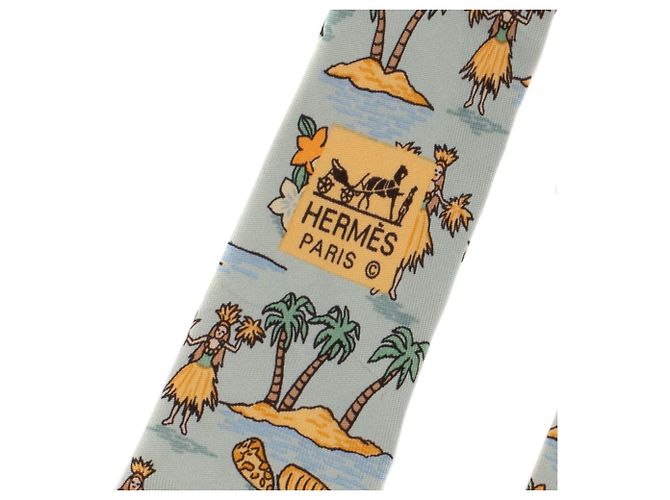 Hermès silk tie patterned "palm tree & tahitian dancer" in very good condition! Light blue - view 4