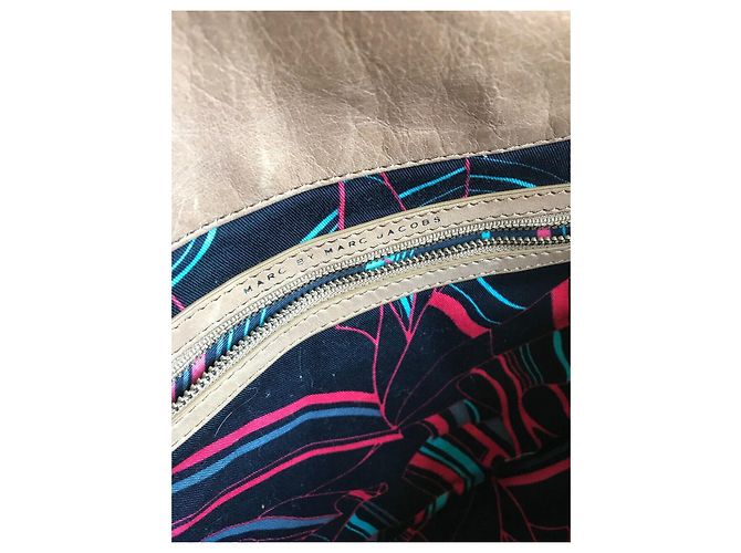 Marc by Marc Jacobs Grande pochette sulla patta Taupe - vista 7