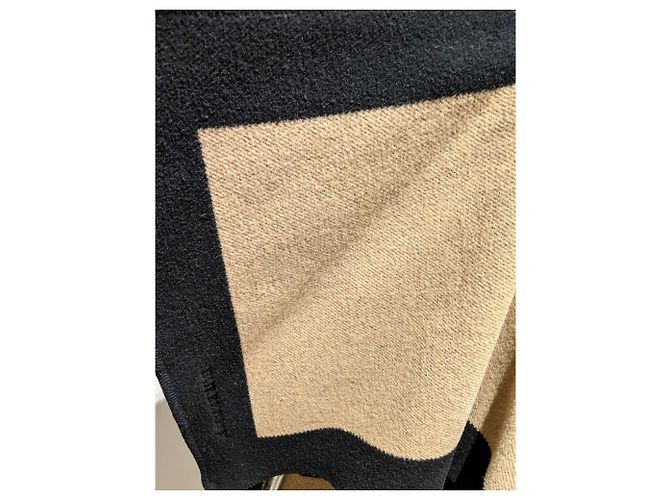 Burberry Poncho aus Kaschmir und Wolle Schwarz Caramel Karamell - Ansicht 4