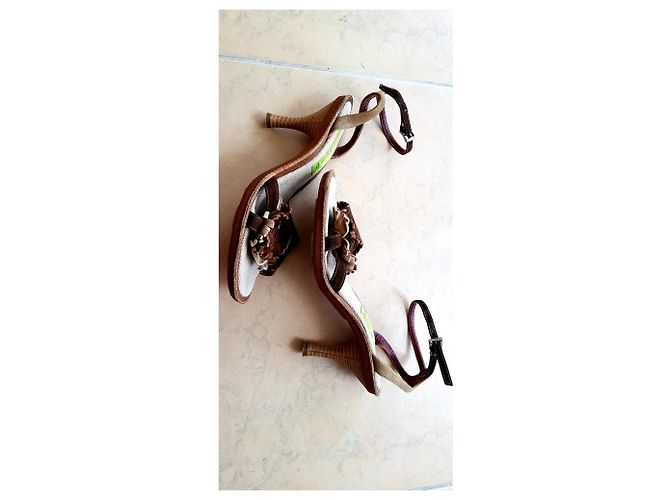 Autre Marque Materia Prima by Goffredo Fantini sandals 8 TACCHI CM Marrone Beige - vista 2