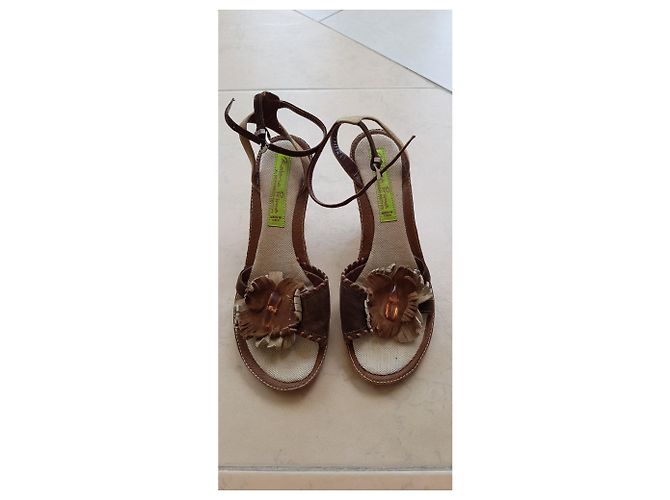 Autre Marque Materia Prima by Goffredo Fantini sandals 8 TACCHI CM Marrone Beige - vista 4