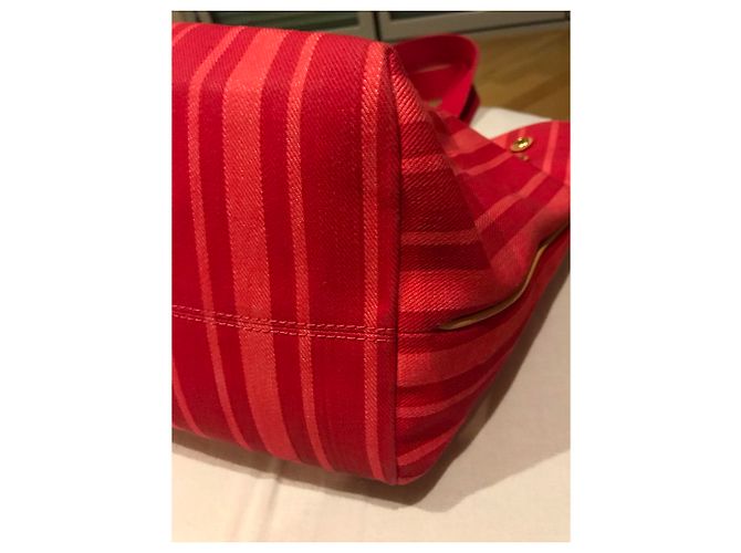 Louis Vuitton Multicolored Fabric Handbag Multiple colors - view 3
