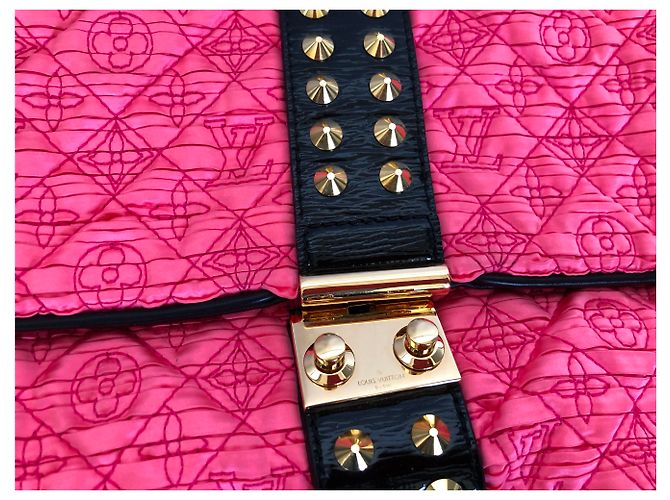 Clutch Louis Vuitton Coquette in seta rosa - vista 5