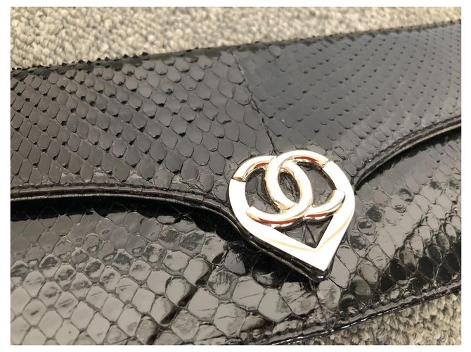Chanel XL Clutch Schwarzes Pythonlack - Ansicht 3