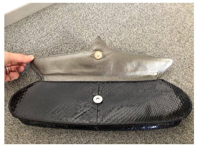 Chanel XL Clutch Schwarzes Pythonlack - Ansicht 6