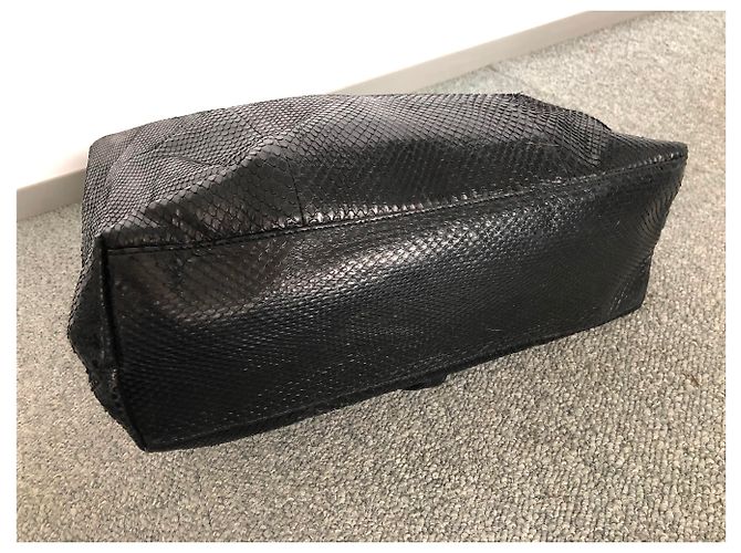 Gucci Python Tote Bag with Pouch Black - view 5