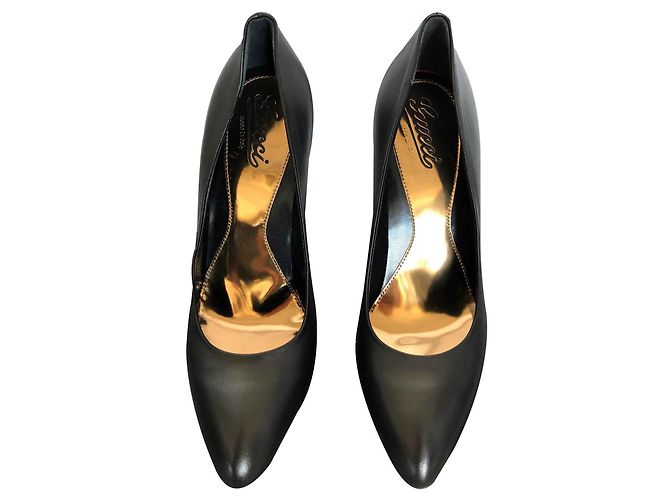 Décolleté con plateau Gucci Sublissime in pelle nera - vista 2