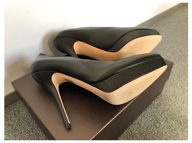 Décolleté con plateau Gucci Sublissime in pelle nera - vista 5