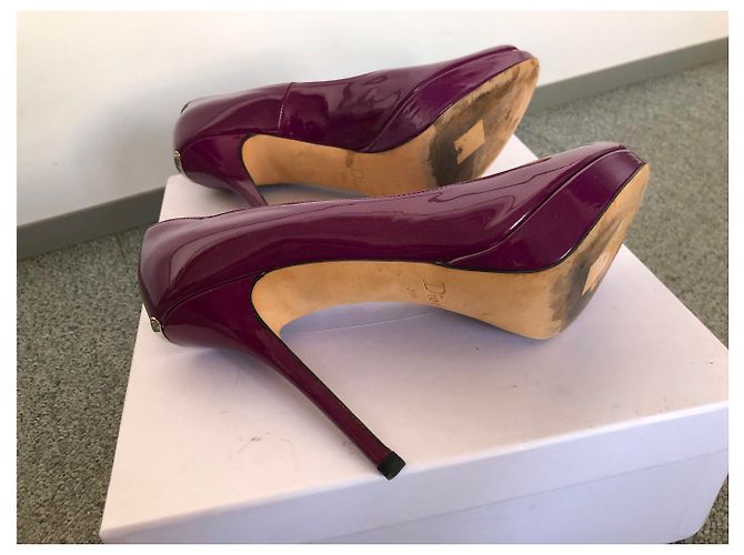 Décolleté Pump Dior in vernice prugna - vista 5