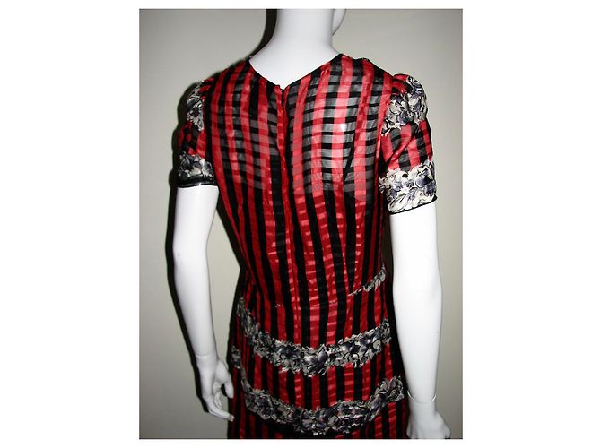 Anna Sui Seidenkleid mit Streifen und Blumen Schwarz Rot - Ansicht 7